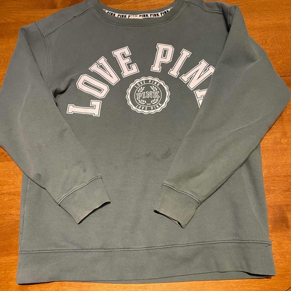 PINK by VS sweater - Picture 1 of 1